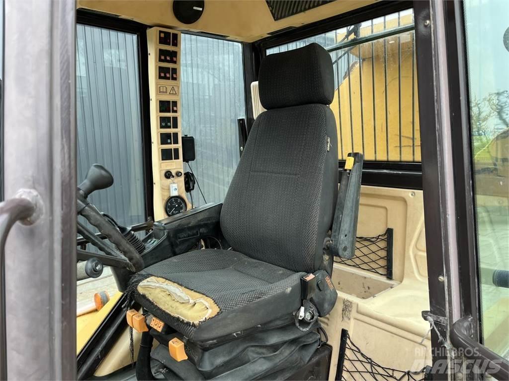 Hydrema 922C Site Dumpers