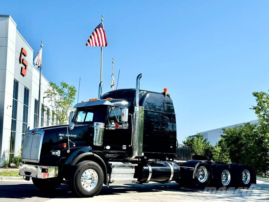 Western Star 4900 Conventional Trucks / Tractor Trucks
