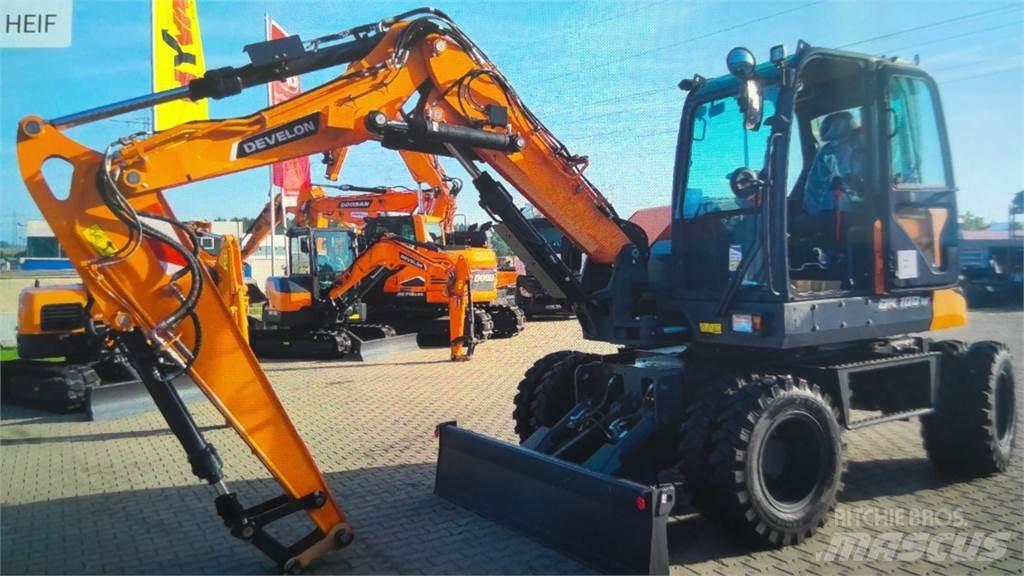 Develon DX100W-7 Wheeled Excavators