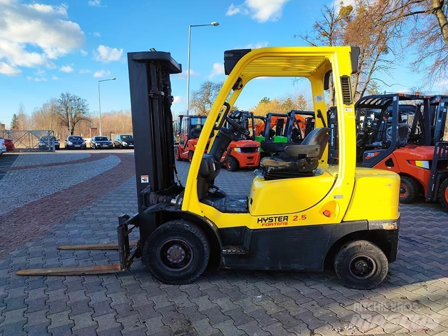 Hyster H2.5FT Diesel Forklifts