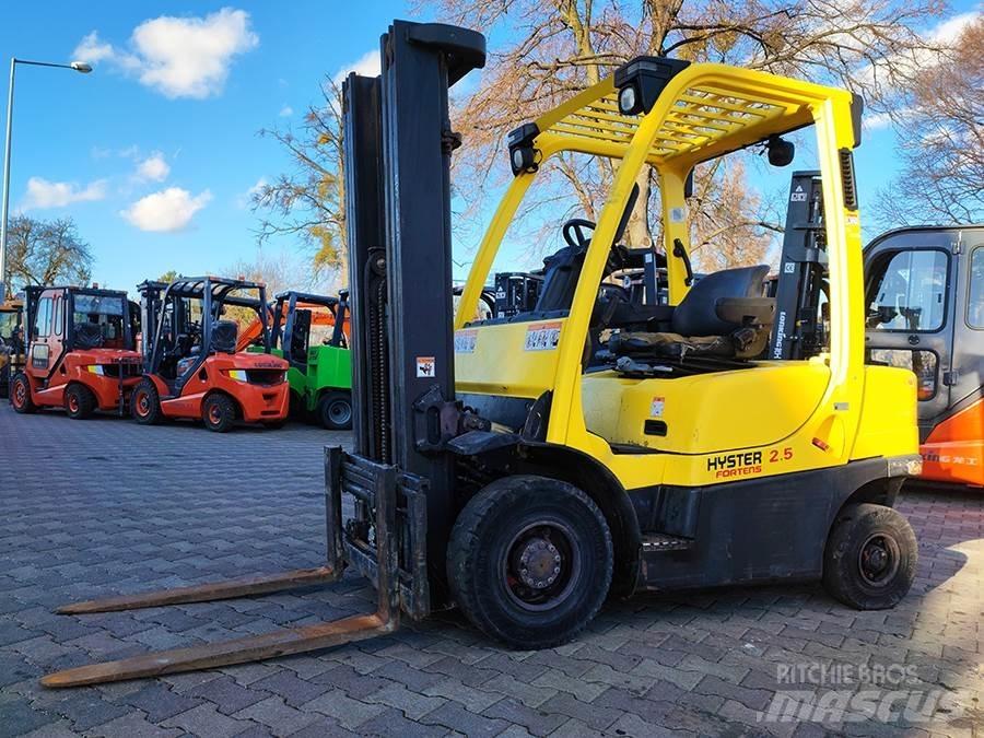 Hyster H2.5FT Diesel Forklifts