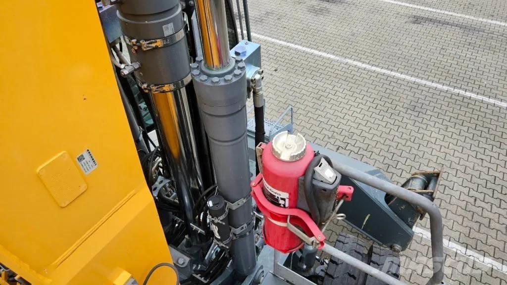 Liebherr LH40 Waste / Industry Handlers