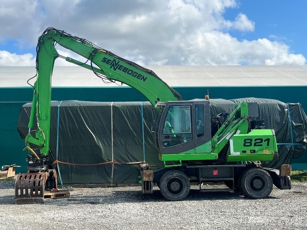 Sennebogen 821m Waste / Industry Handlers