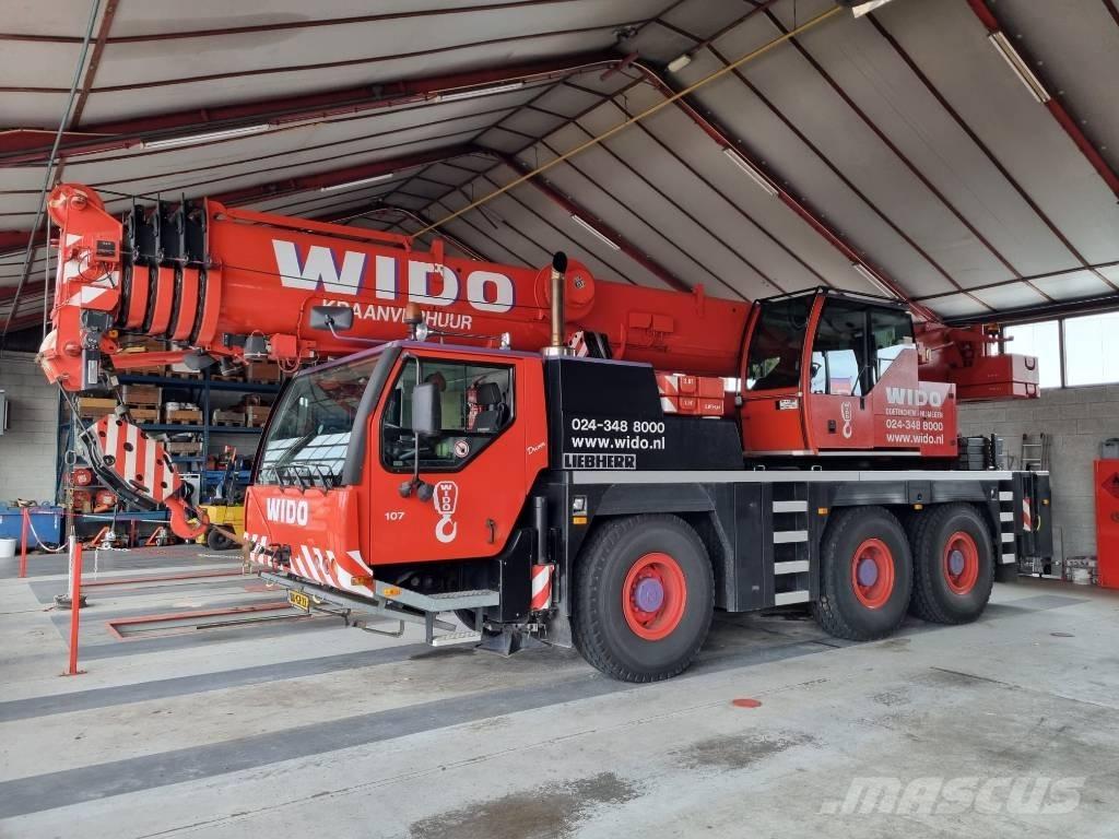 Liebherr LTM 1055-1 Mobile and all terrain cranes