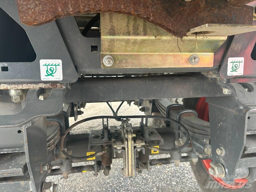 CLAAS Cargos 8500 Speciality Trailers