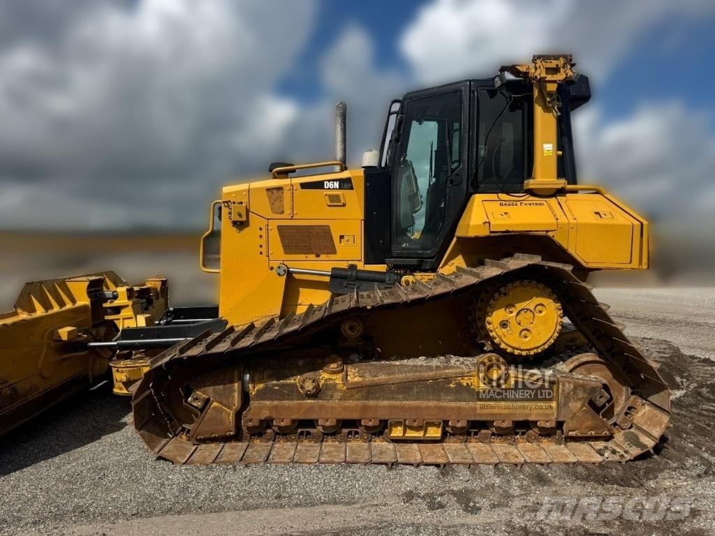CAT D 6 N LGP Crawler dozers
