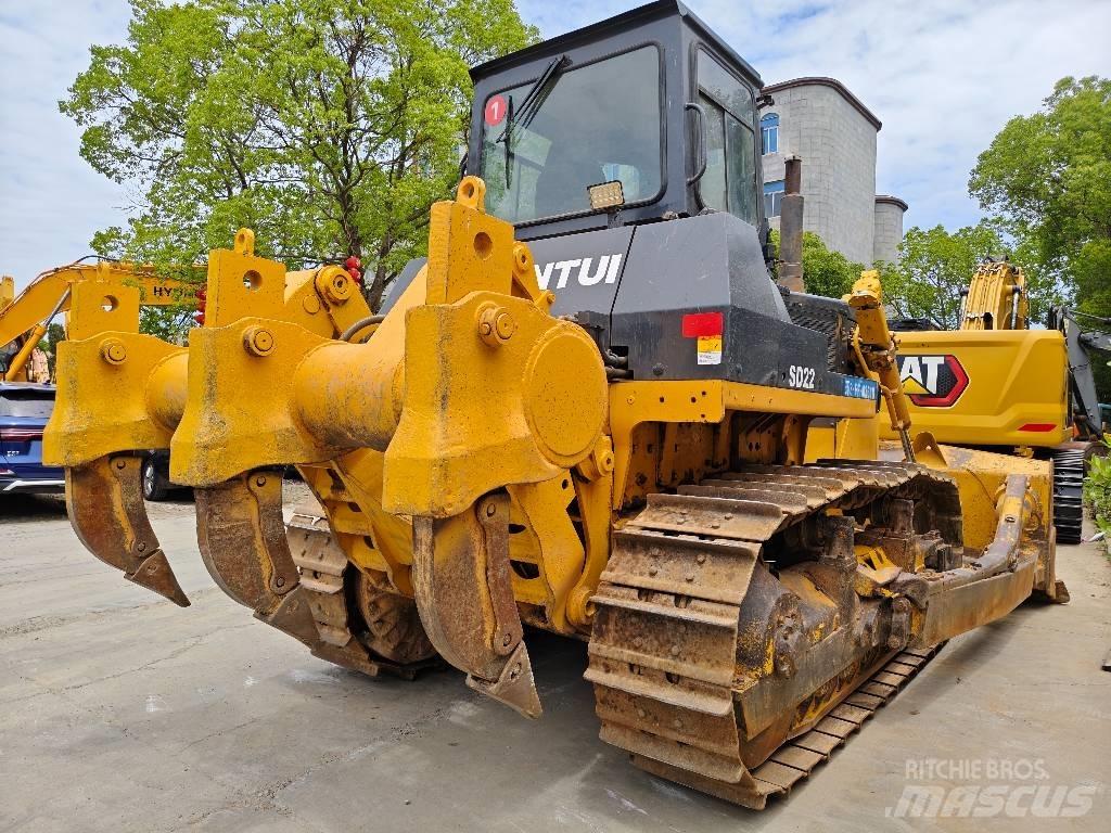 Shantui SD 22 Crawler dozers
