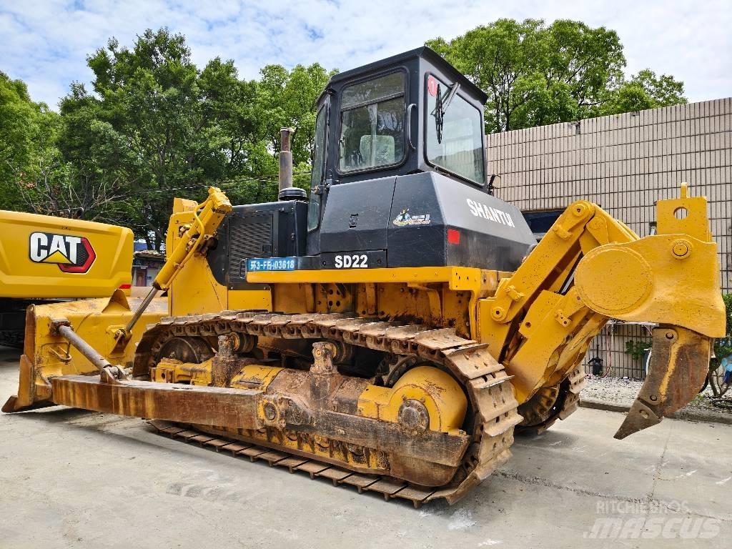 Shantui SD 22 Crawler dozers