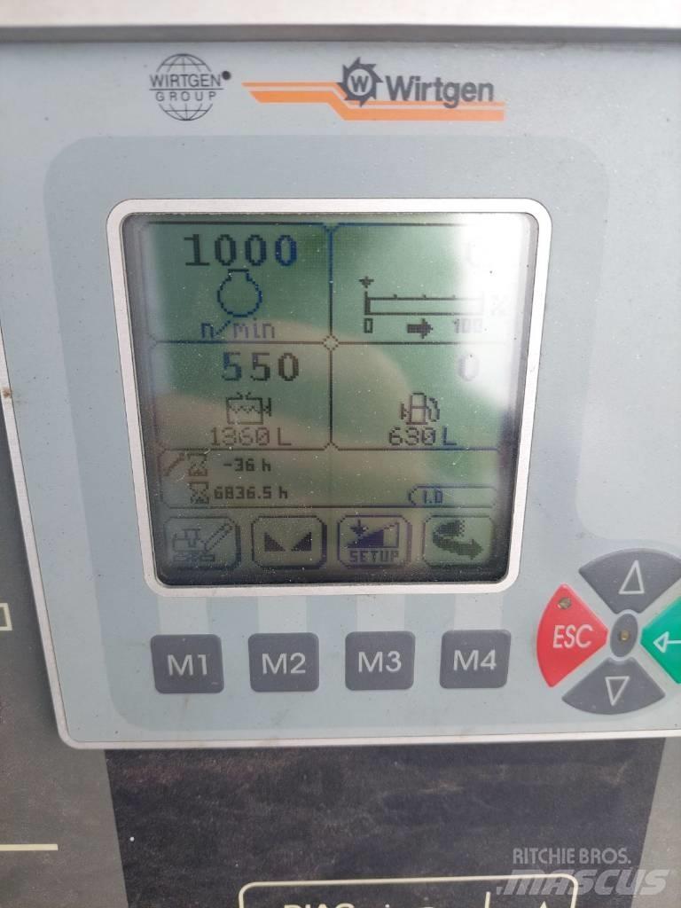 Wirtgen W 100 F Asphalt cold milling machines