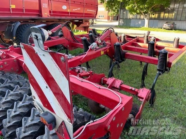 Horsch Tiger 4 AS Chisel Plows