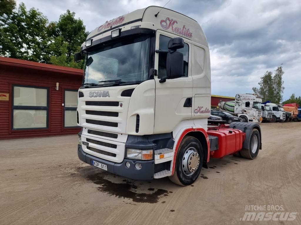Scania R 440 Conventional Trucks / Tractor Trucks