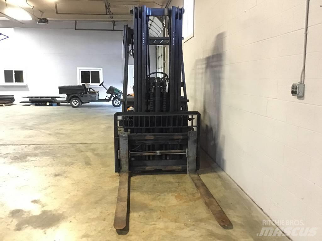 Toyota 02-5 FD 30 Misc Forklifts
