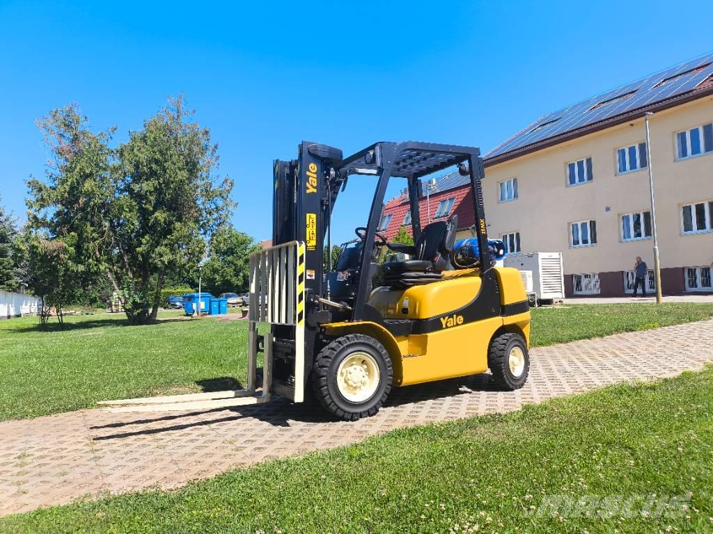 Yale GLP 25 LPG trucks