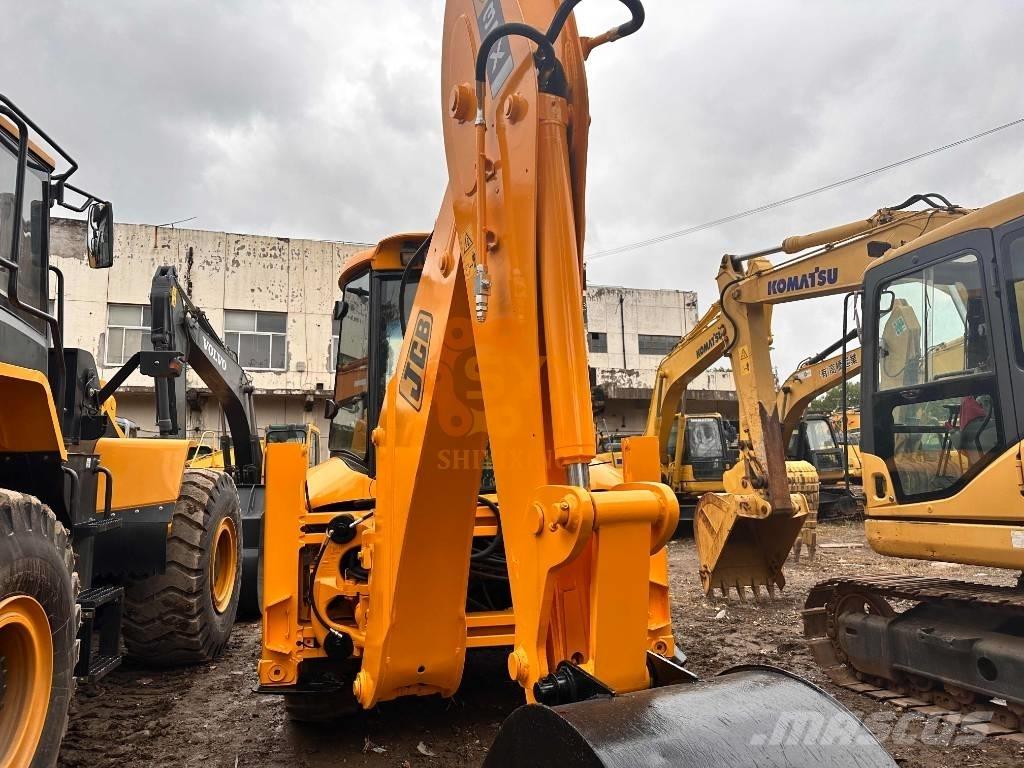 JCB 3 CX Backhoe Loaders