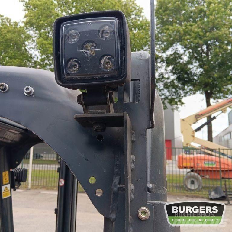 Linde E16P Electric Forklifts