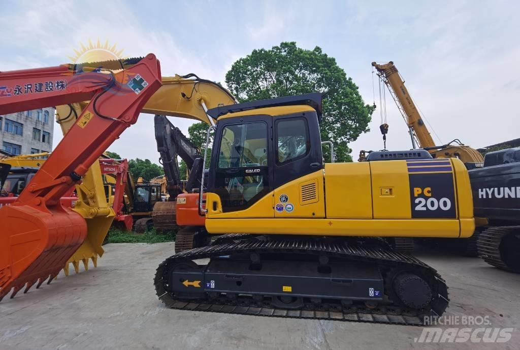 Komatsu PC 200-7 Crawler Excavators