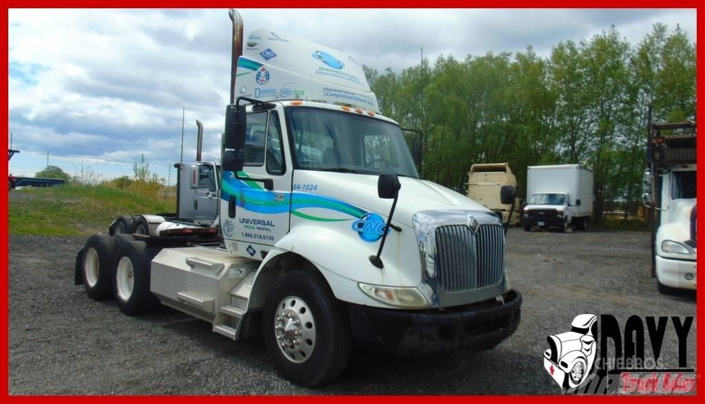 International 8600 Conventional Trucks / Tractor Trucks