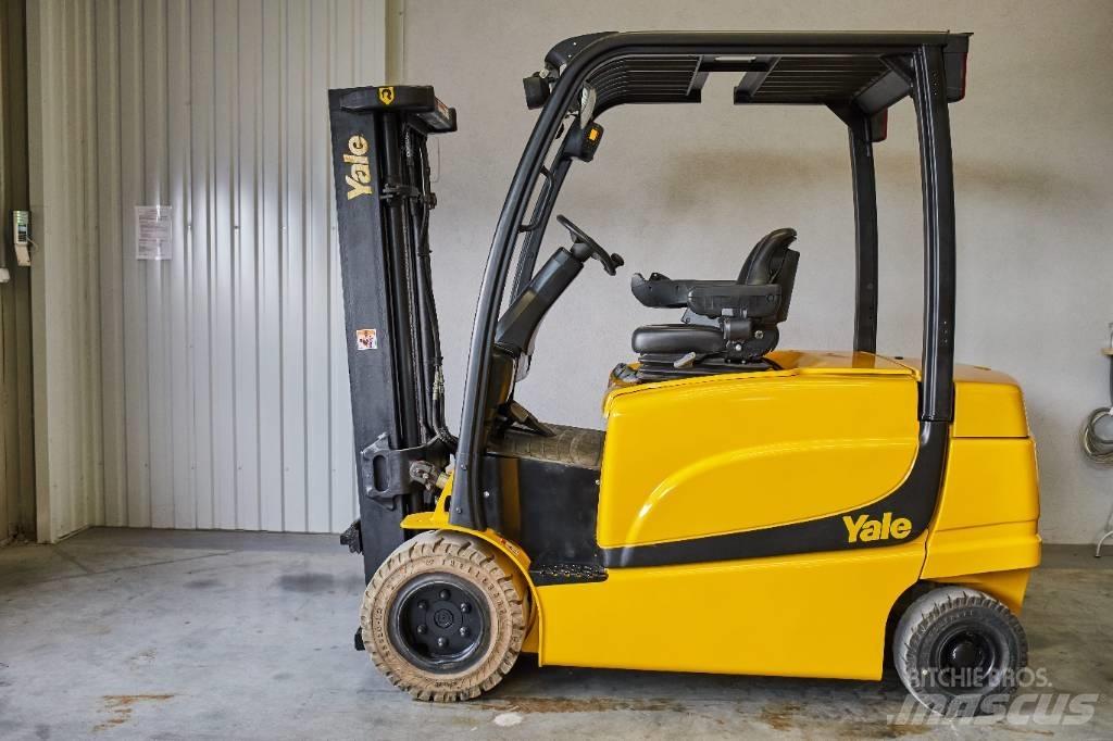 Yale ERP35VL Electric Forklifts