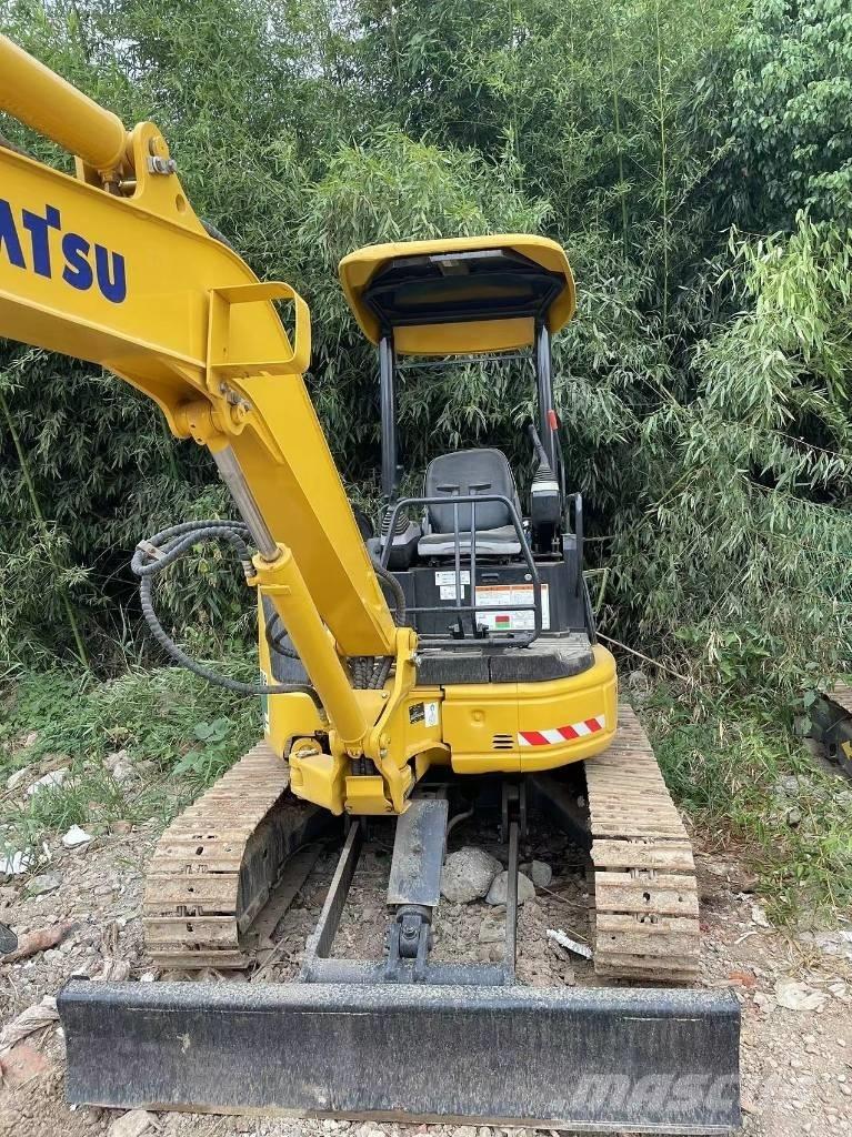 Komatsu PC35 Mini Excavators <7t (Mini Diggers)