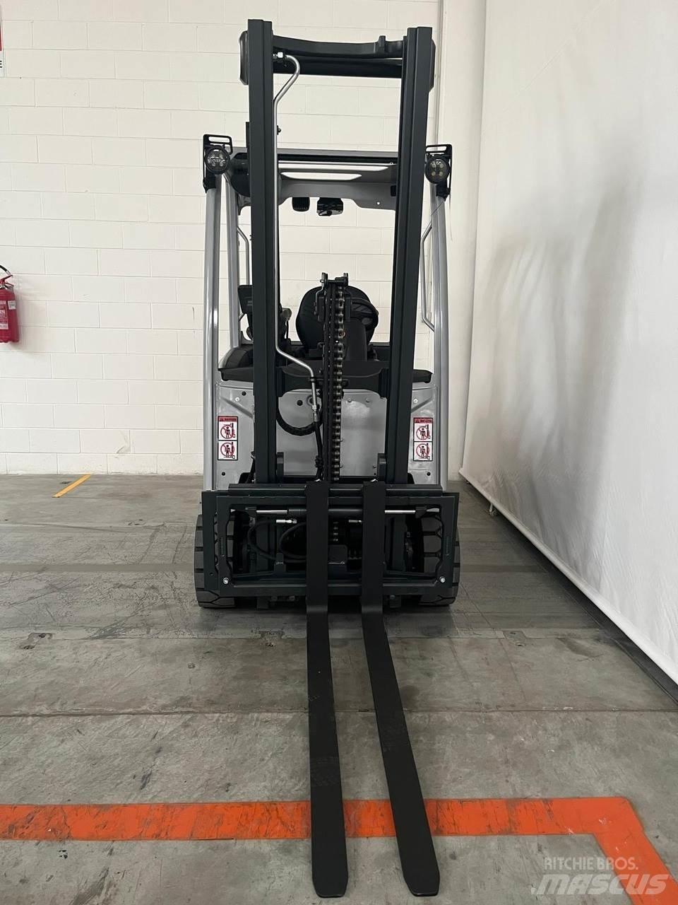 Still RX20-16 Electric Forklifts