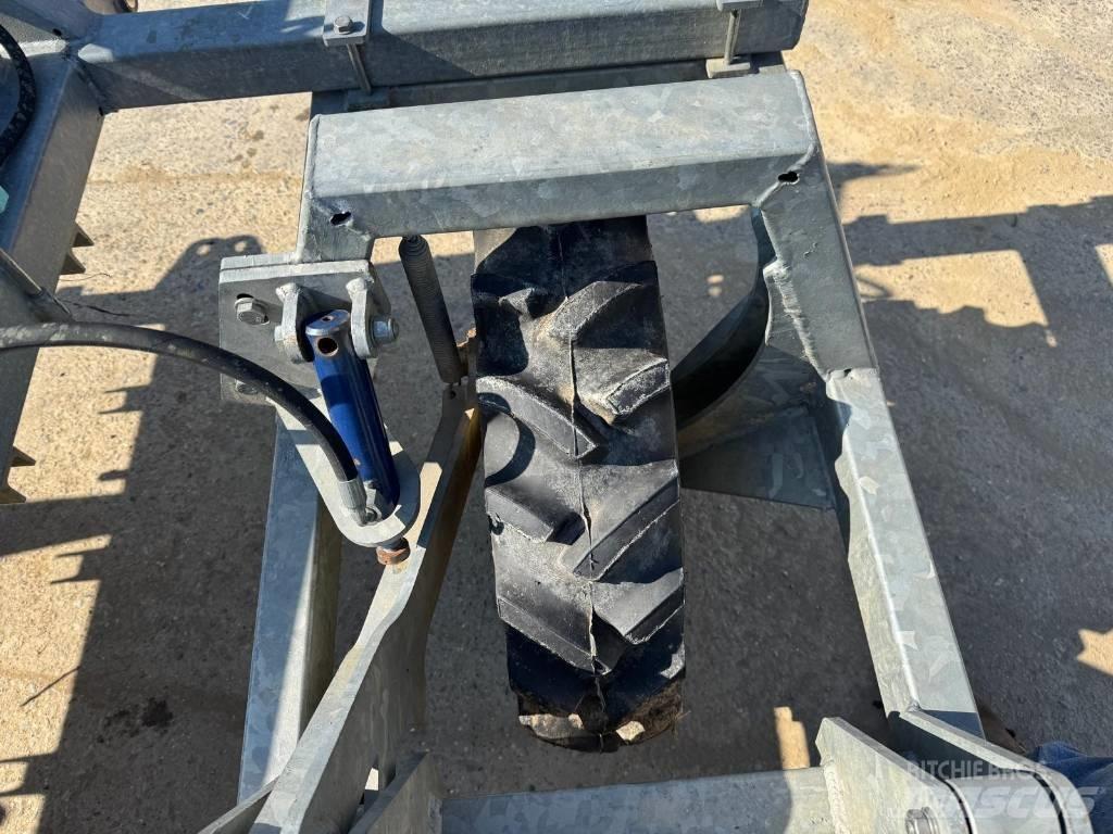  Briggs Tied Ridger Potato Equipment - Others