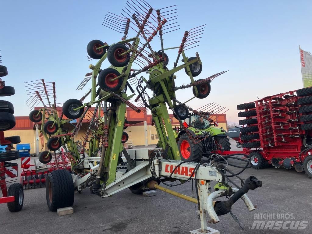 CLAAS Liner 3000 Swathers \ Windrowers
