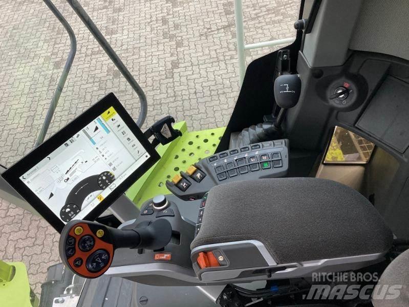 CLAAS TUCANO 420 Combine Harvesters