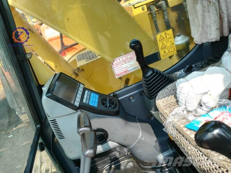Komatsu PC 128 US-8 Mini excavators  7t - 12t