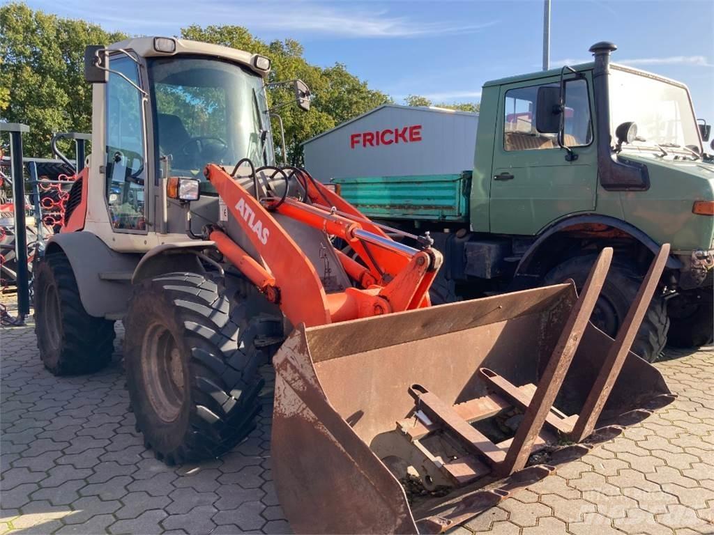 Atlas AR 80 Wheel Loaders