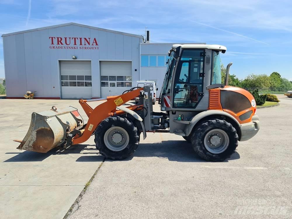 Atlas AR75e Wheel Loaders