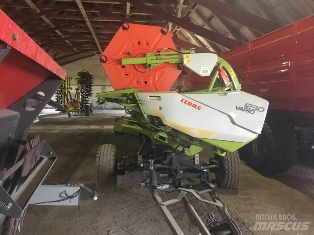 CLAAS Vario 1230 Combine Attachments