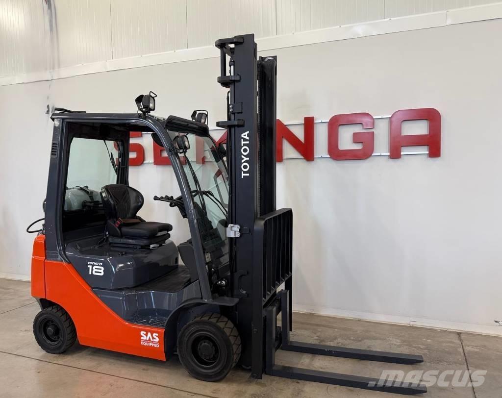 Toyota 10894 - 8FGF18 LPG trucks