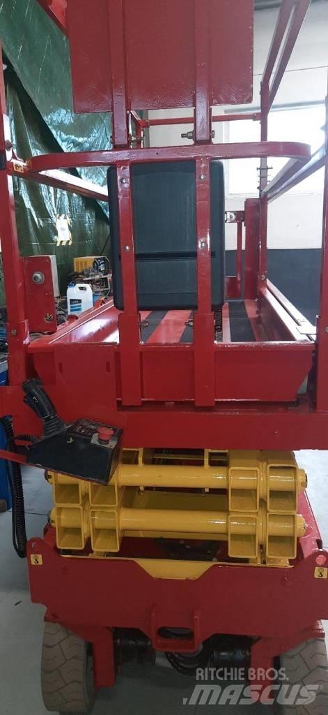 Genie GS 2032 Scissor Lifts