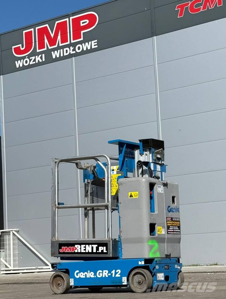 Genie GR 12 Vertical mast lifts