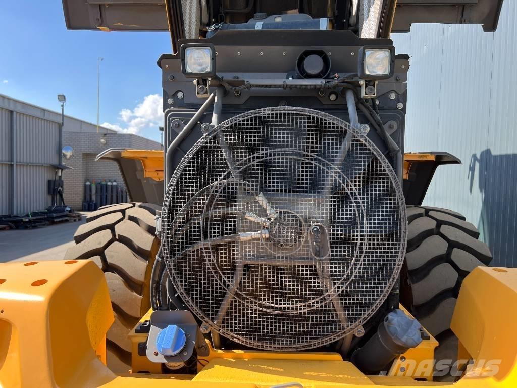 Volvo L90H Wheel Loaders