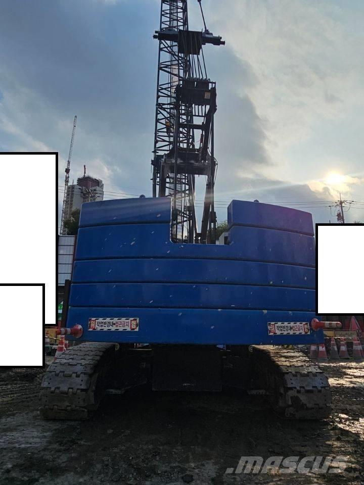 Sumitomo SCX1000 Mobile and all terrain cranes