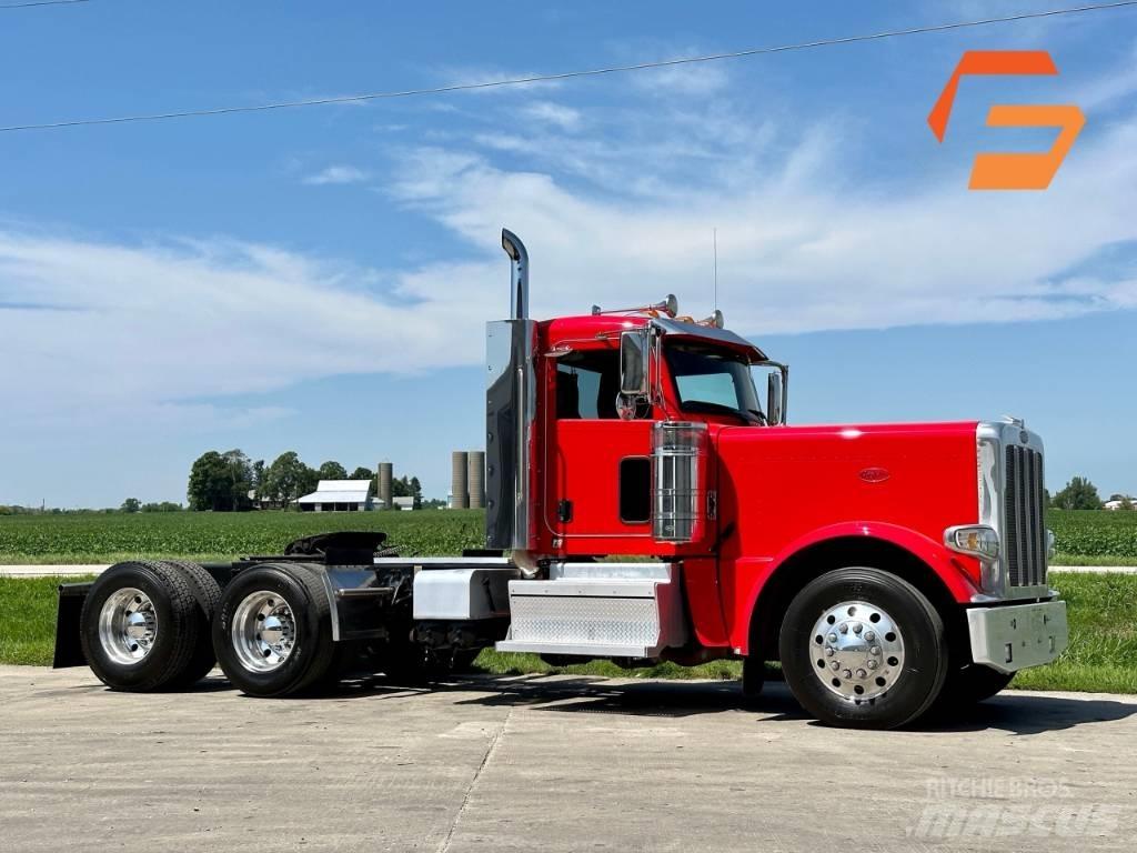 Peterbilt 389 Conventional Trucks / Tractor Trucks