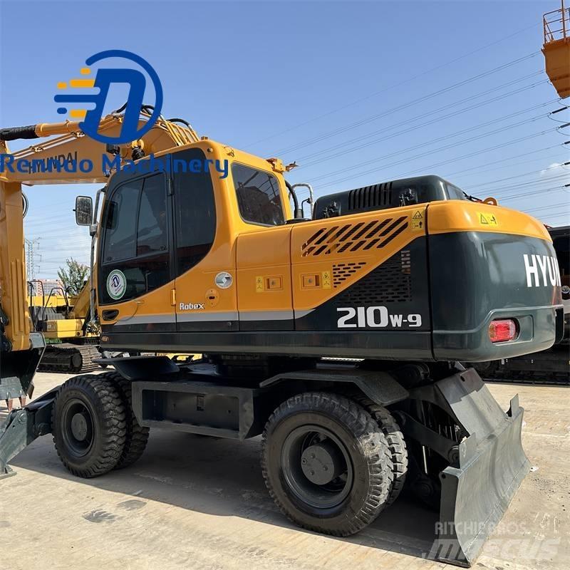Hyundai 210W-9 Wheeled Excavators