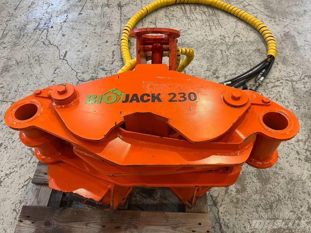 Biojack 230 Grapples/Grapple Trucks