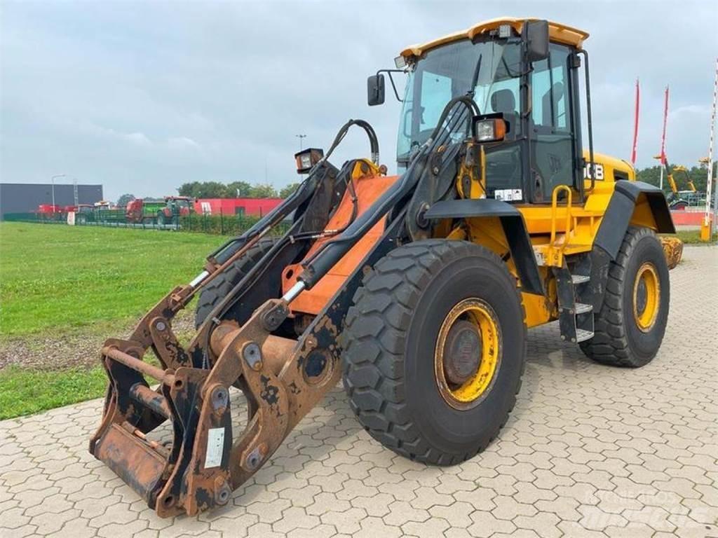 JCB 426E AGRI HT Wheel Loaders