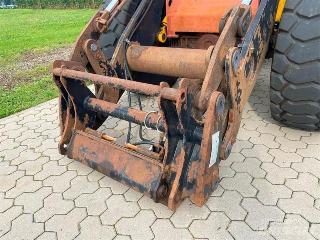 JCB 426E AGRI HT Wheel Loaders