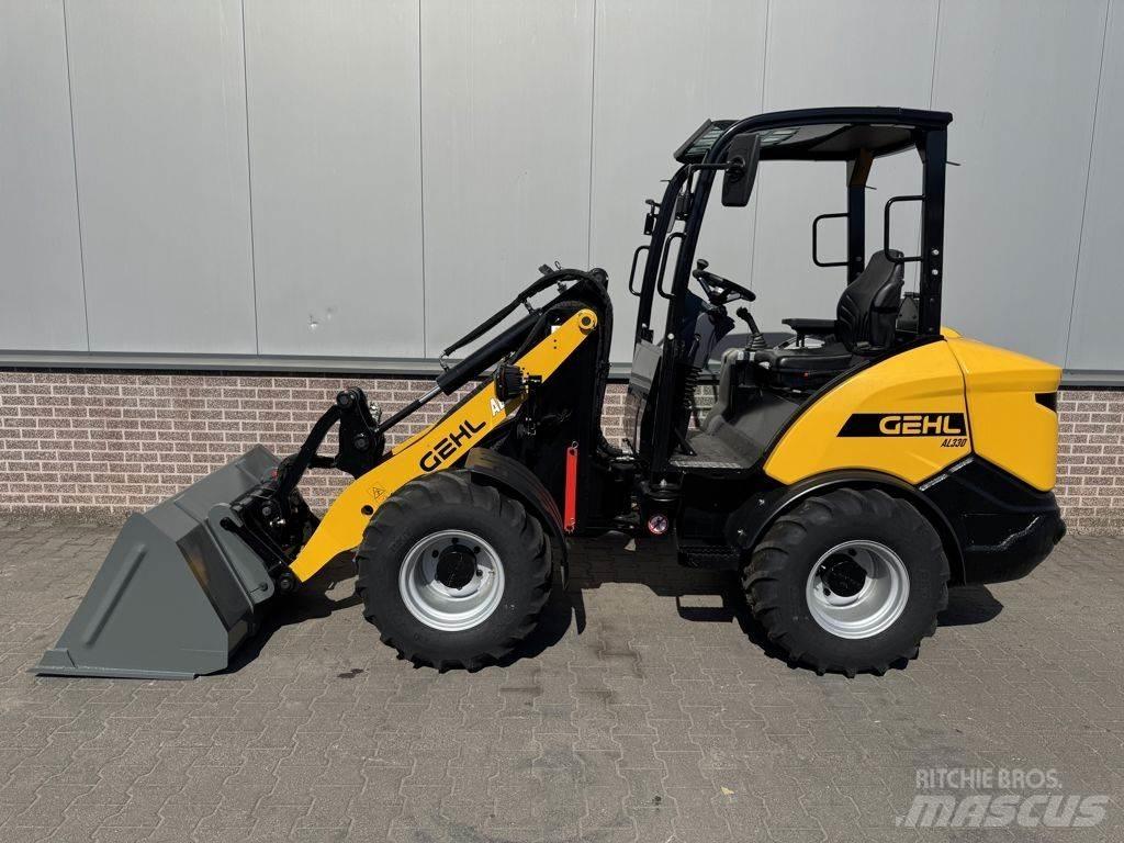 Gehl AL330 Wheel Loaders