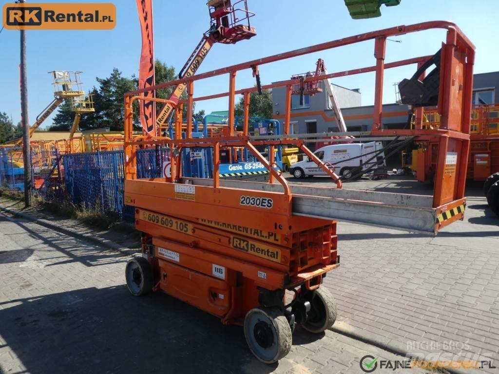 JLG 2030 ES Scissor Lifts
