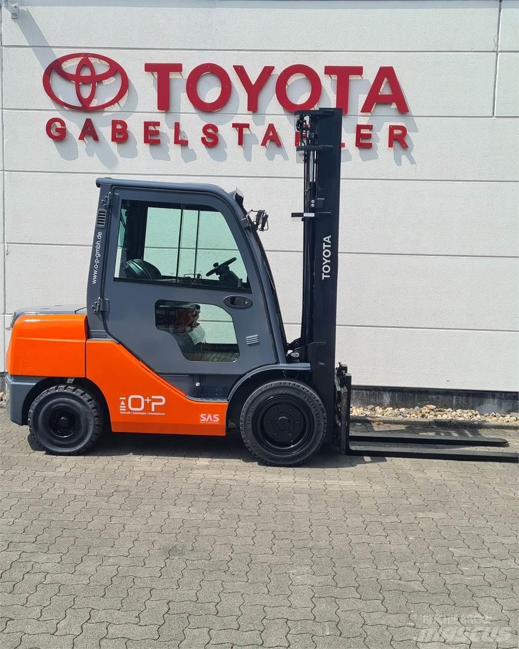 Toyota 02-8FDJF35 Diesel Forklifts