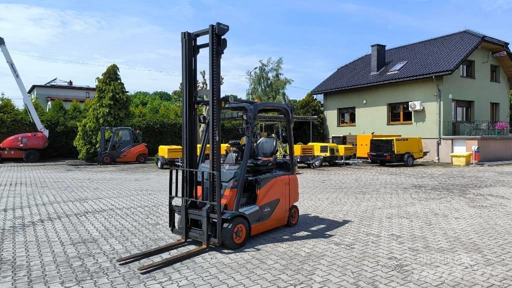Linde E16-02 Electric Forklifts
