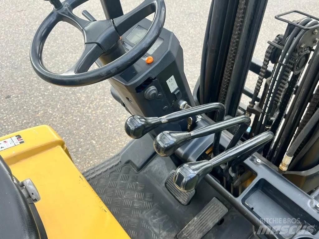 CAT EP18KT Electric Forklifts