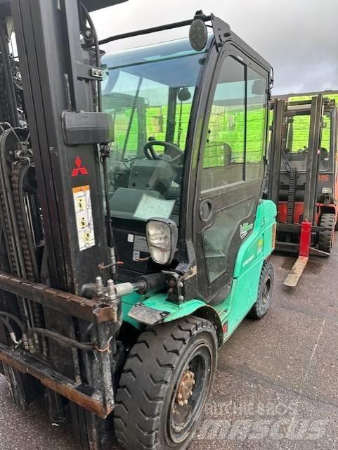 Mitsubishi FD 35 N Diesel Forklifts