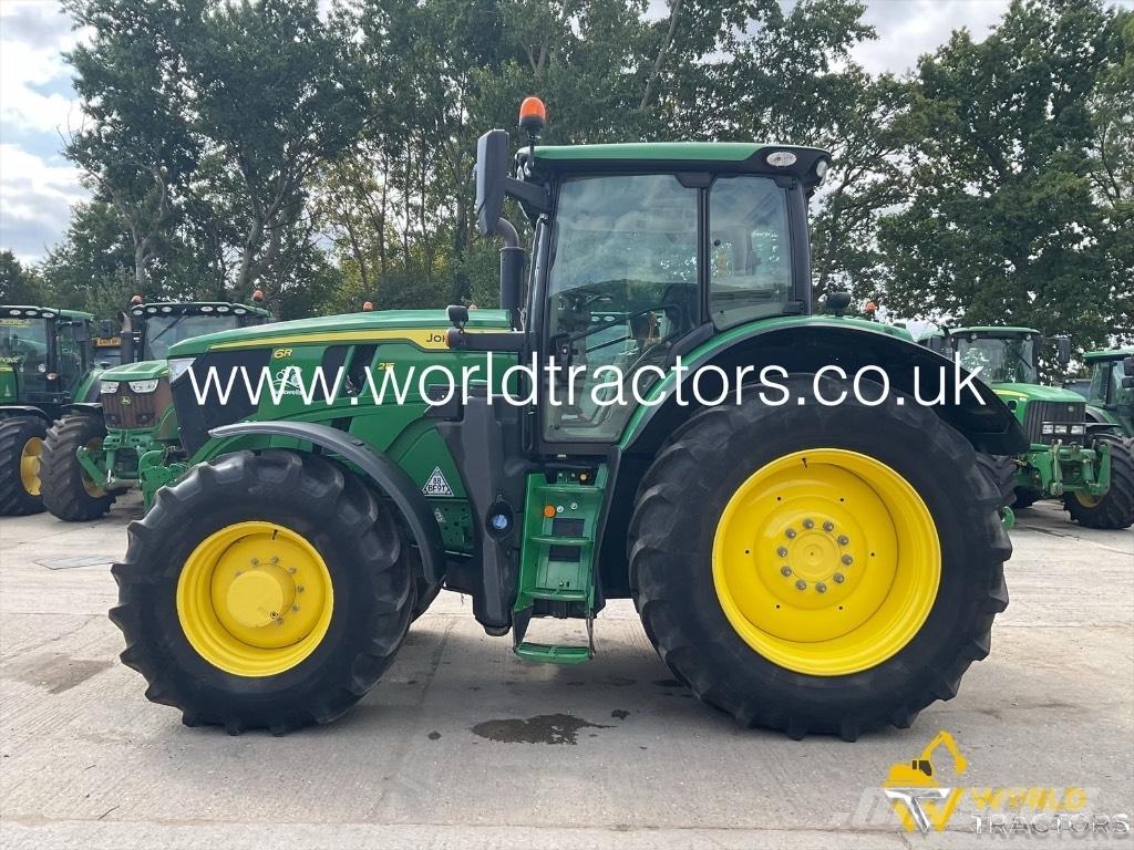 John Deere 6215 R Tractors