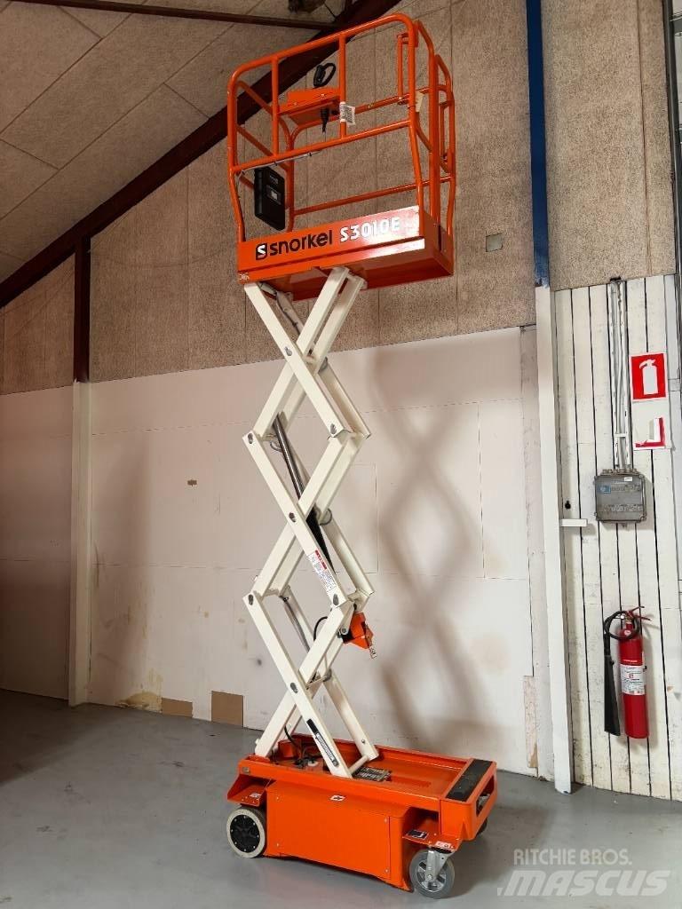 Snorkel S3010E Scissor Lifts