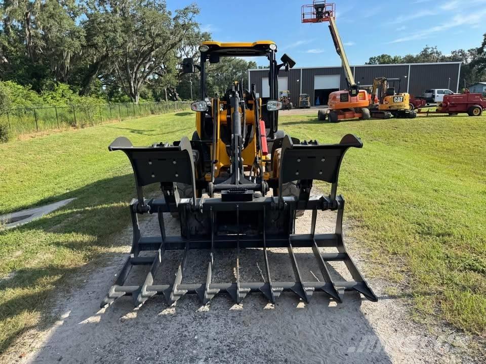 JCB 407 Wheel Loaders